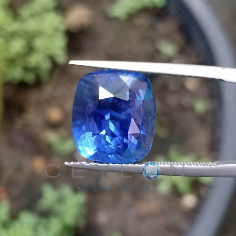 Die mystische Bedeutung blauer Saphir-Edelsteine